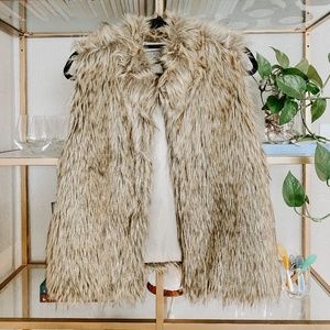 Ci Sono by Cavalini Faux Fur Vest
